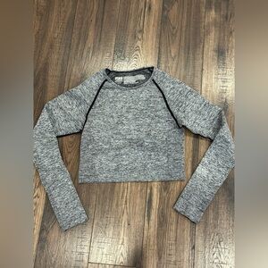 Victoria's Secret Seamless Workout Cropped Top Long Sleeve Size Medium